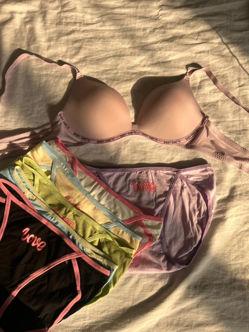 سوتین تک بنفش