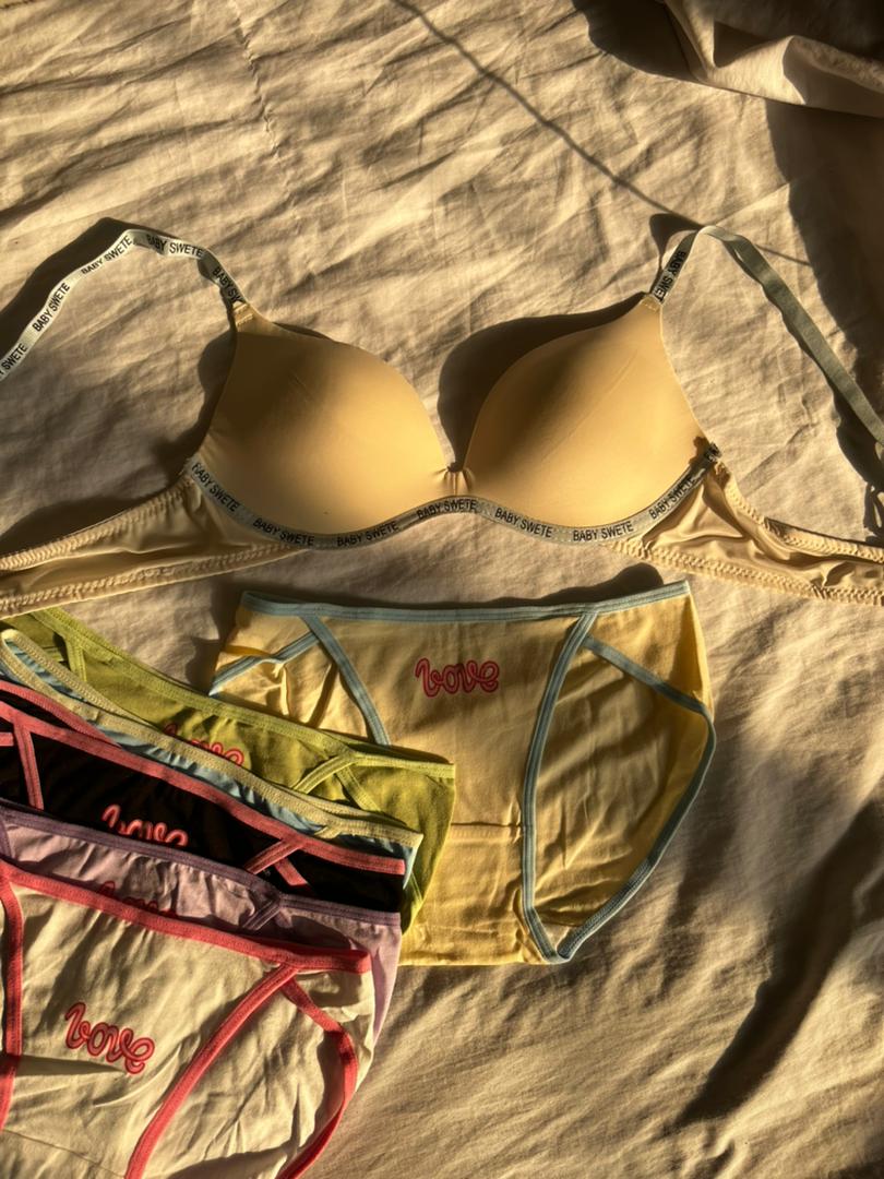 سوتین تک کرم با نوار سبز